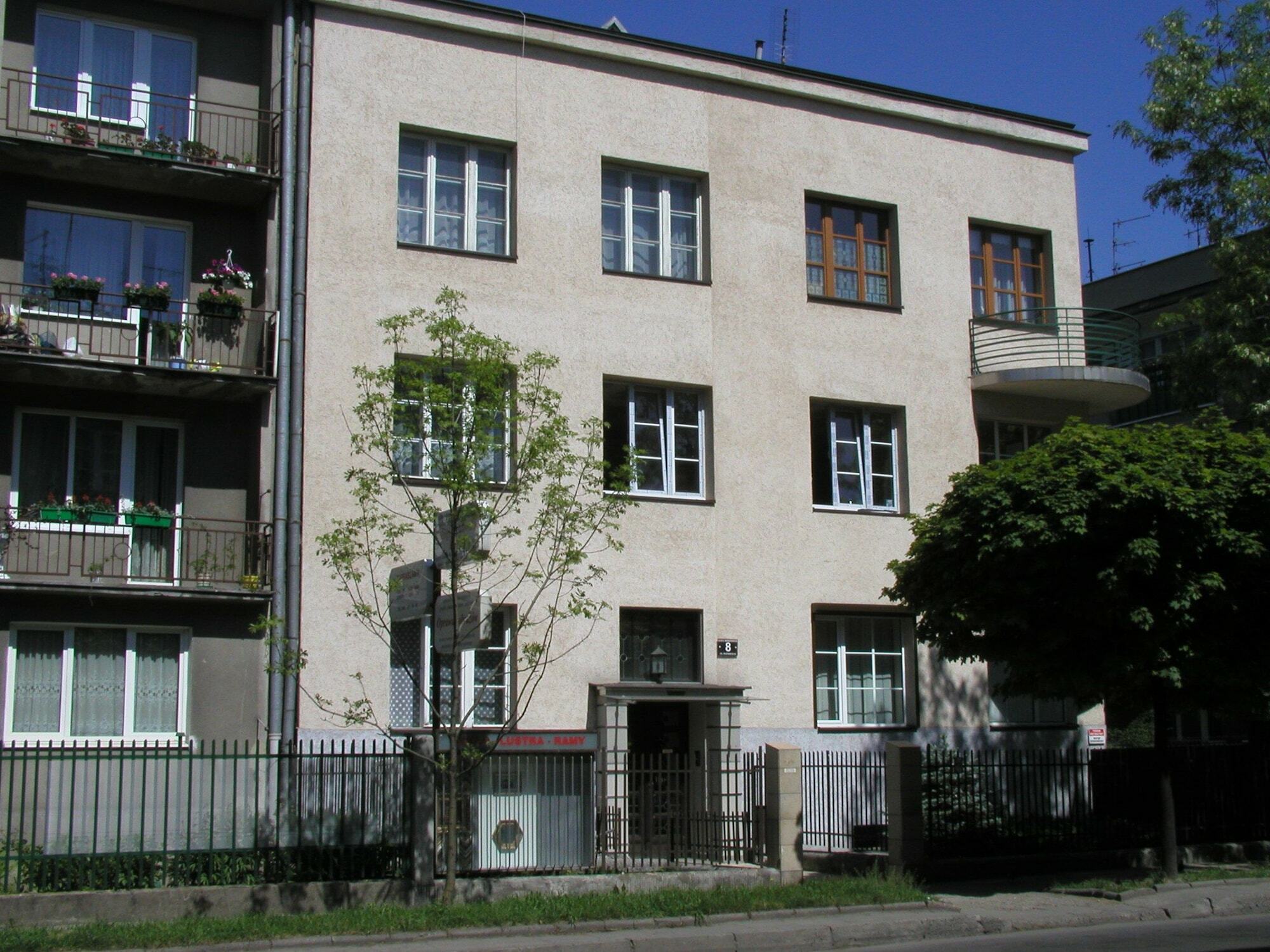 Alder Apartment *